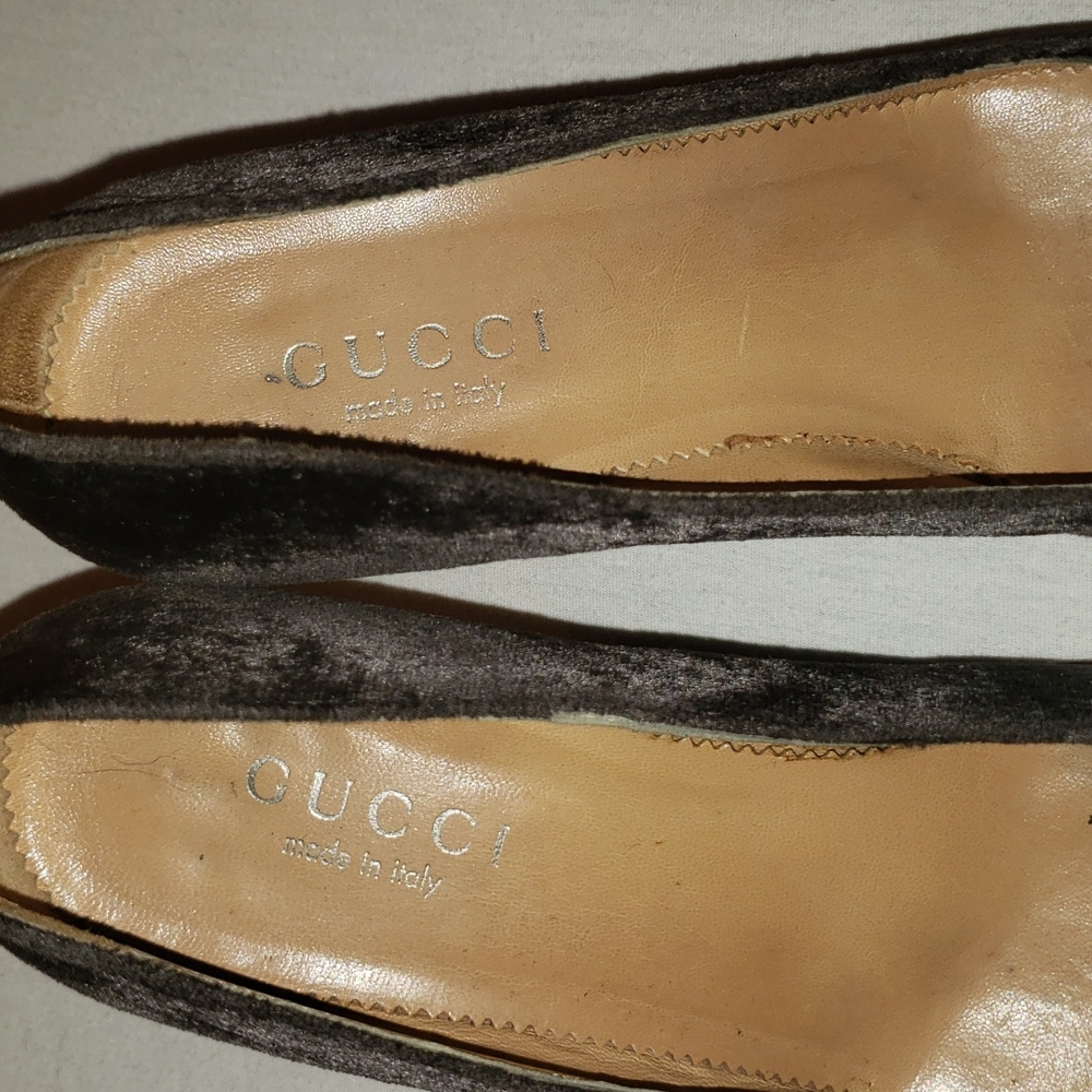 GUCCI Vintage Dark Grey Pony Hair Pumps with Wooden Heel - Picture 11 of 11